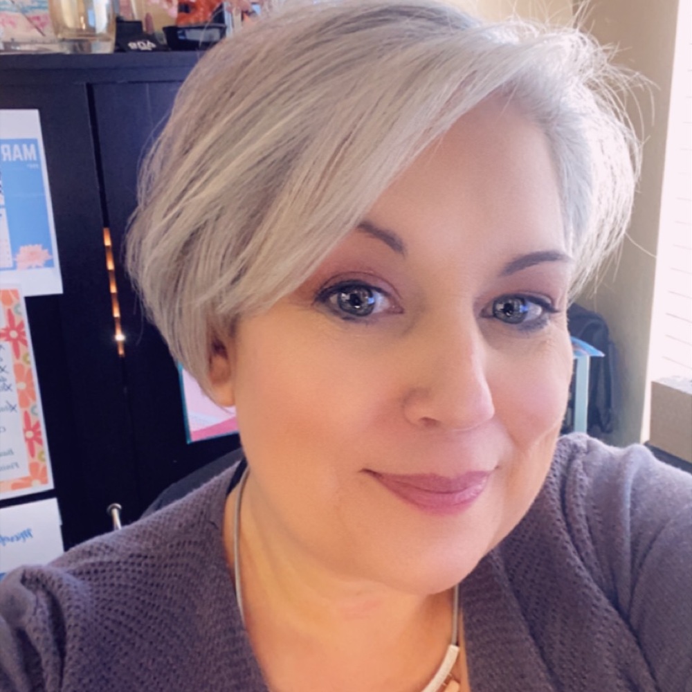 Meet your Posher, Dawnele